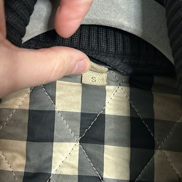 Burberry Quilted Moto Jacket Convertible - Picture 8 of 16